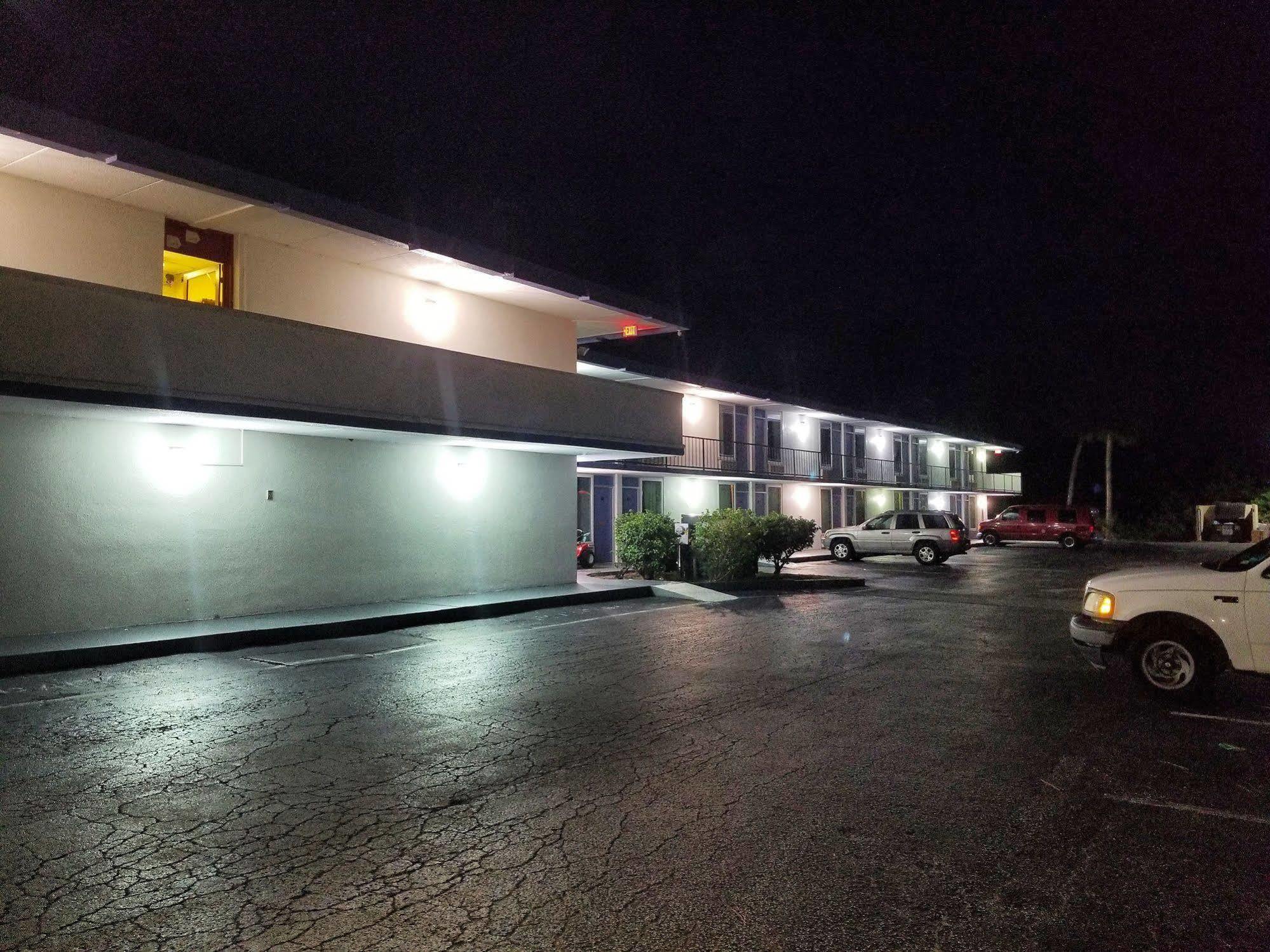 Econo Inn - Ormond Beach Exterior photo